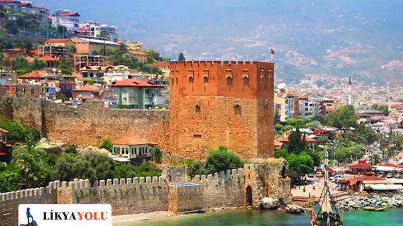 Alanya Kızıl Kule Tarihi, Hikayesi ve Mimari Özellikleri