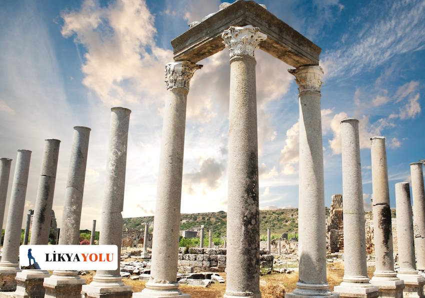 Antalya çıkışlı günübirlik turlar / Perge - Aspendos - Side Turu