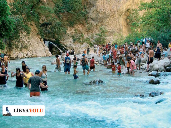 Saklıkent Kanyonu Gezi Rehberi: Unutulmaz Bir Maceraya Hazır Mısınız?