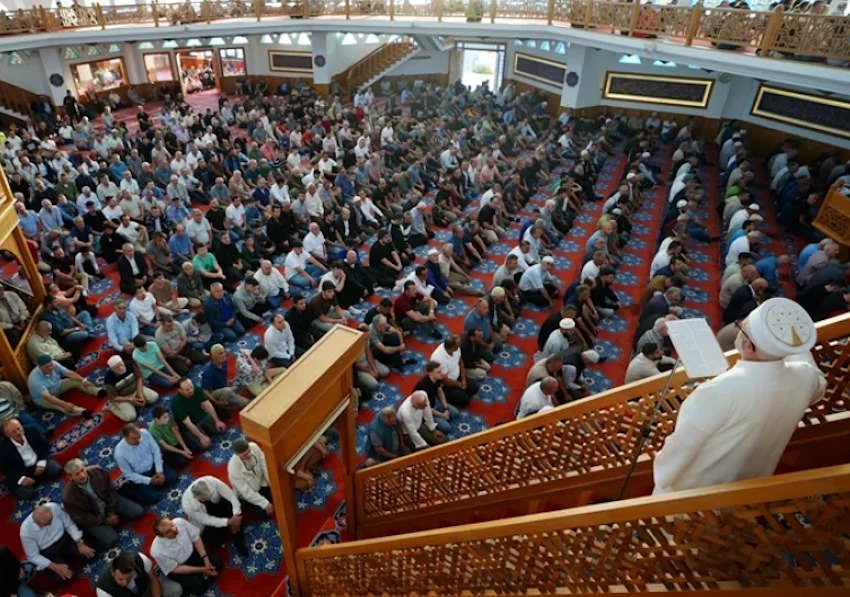 bAYRAM NAMAZI SAAT KAÇTA NE ZAMAN KILINACAK?