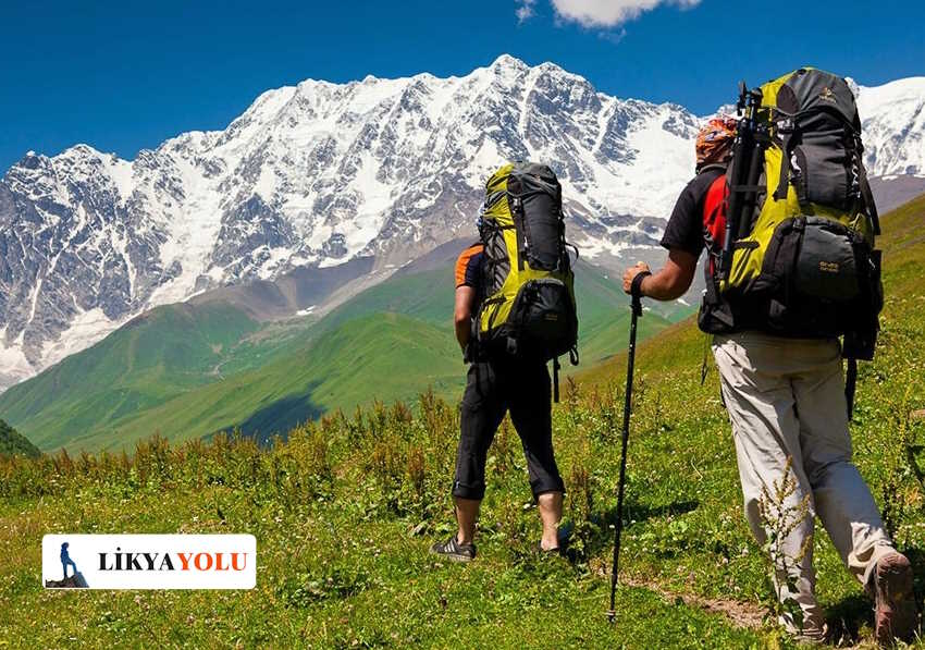 Dünyanın En Ünlü Trekking Rotaları: Maceraperestler İçin Rehber