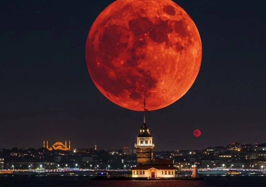 Kanlı ay tutulması 2025 ne zaman, saat kaçta?