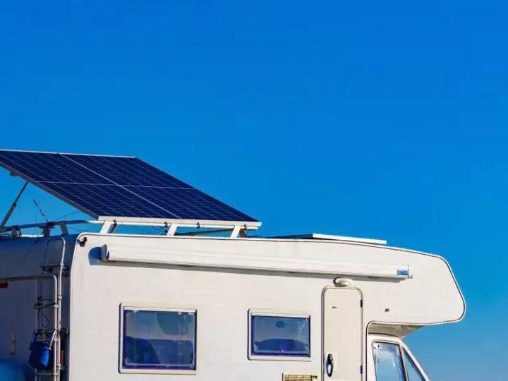 Karavan Güneş Paneli Ne Kadar Elektrik Üretir? Karavanınız İçin Enerji Çözümü