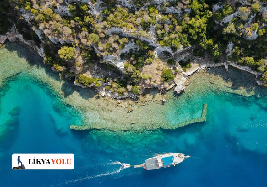 Kekova Adası ve Batık Şehir Nerede? Antalya Kekova’da Gezilecek Yerler