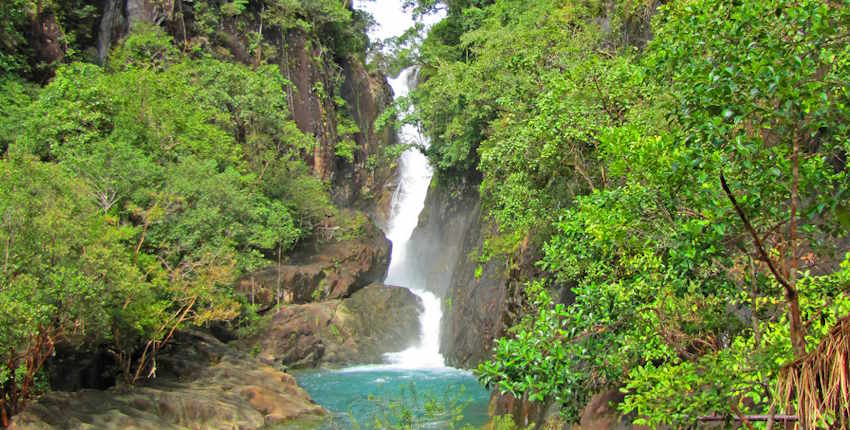 Koh Chang gezilecek yerler - Klong Plu Şelalesi