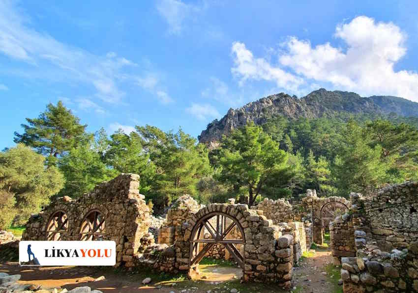 Antalya’daki antik kentler ve tarihi yerler / Olympos Antik Kenti