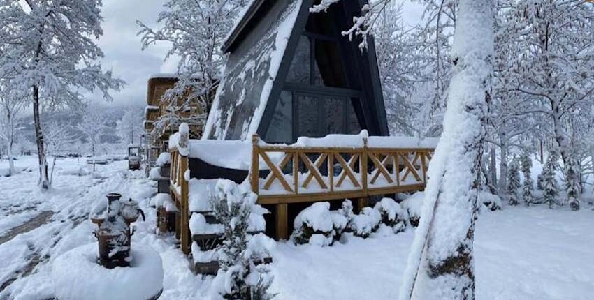 Beyaz Örtü Altında Huzur: Kış Aylarında Sapanca Bungalov Evleri Kaçamağı